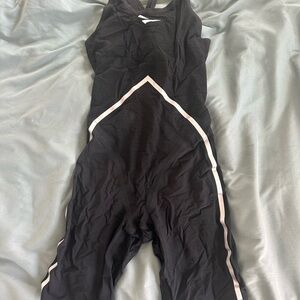 FINIS Tech suit size 32